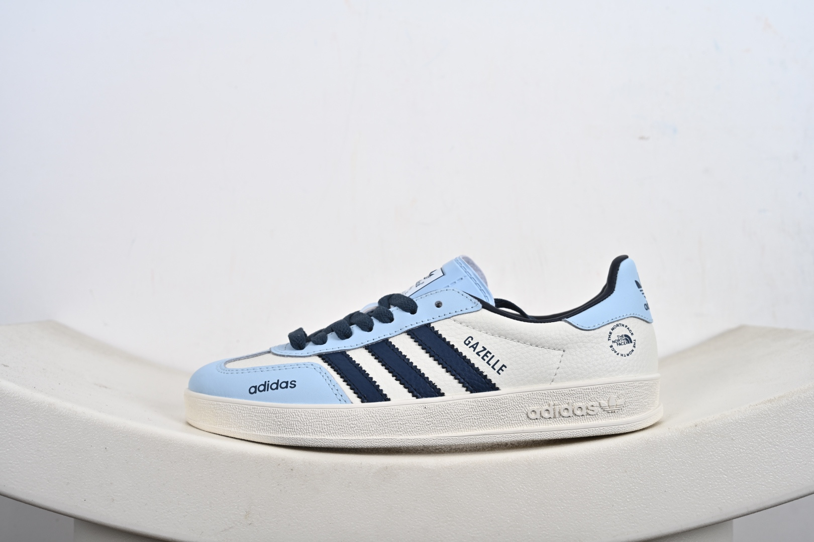 高端定制 阿迪达斯 AD Gazelle Indoor Trainers DD6607 DD6609