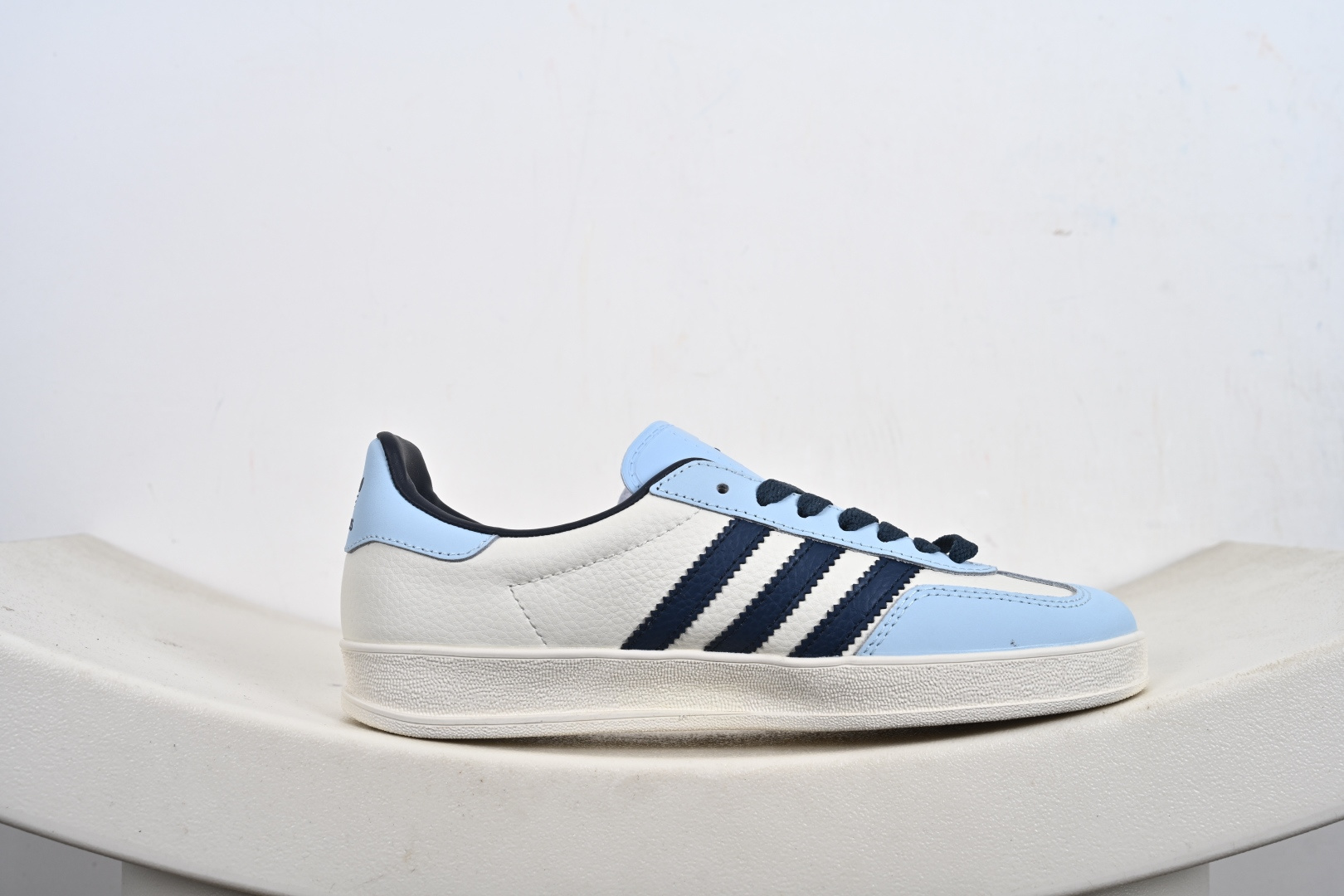 高端定制 阿迪达斯 AD Gazelle Indoor Trainers DD6607 DD6609
