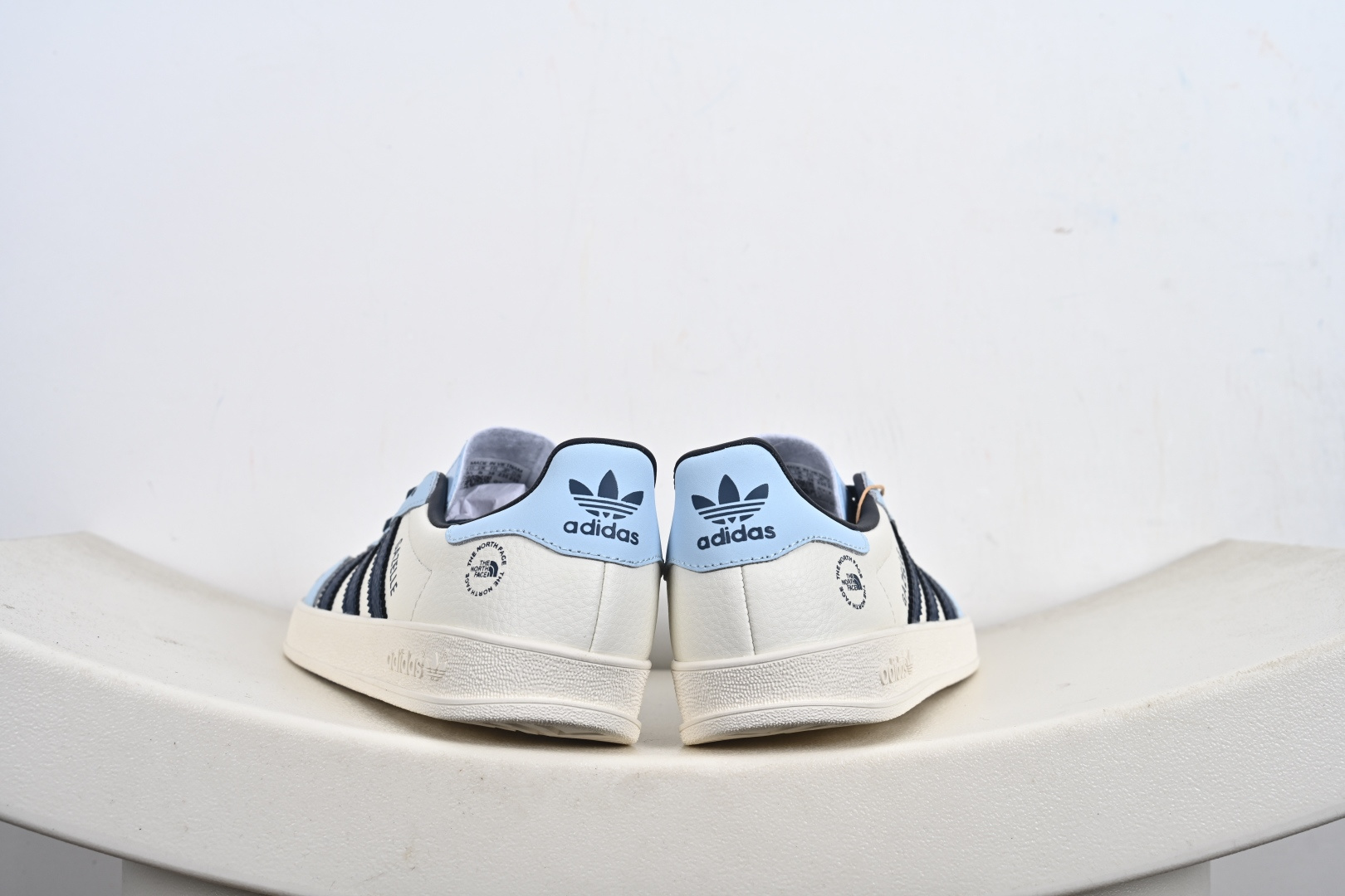 高端定制 阿迪达斯 AD Gazelle Indoor Trainers DD6607 DD6609