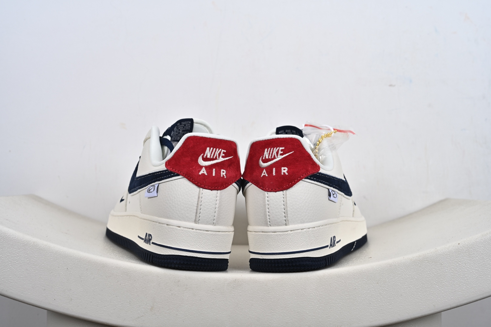 Nike AIR FORCE 1 '07 LX 联名款 空军一号低帮休闲板鞋 DD1982-326