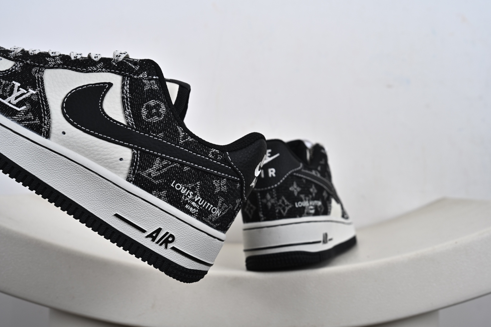 定制版 Air Force 1 '07 Low “联名--白黑牛仔” 空军一号低帮 运动鞋 休闲鞋 NH0601-579