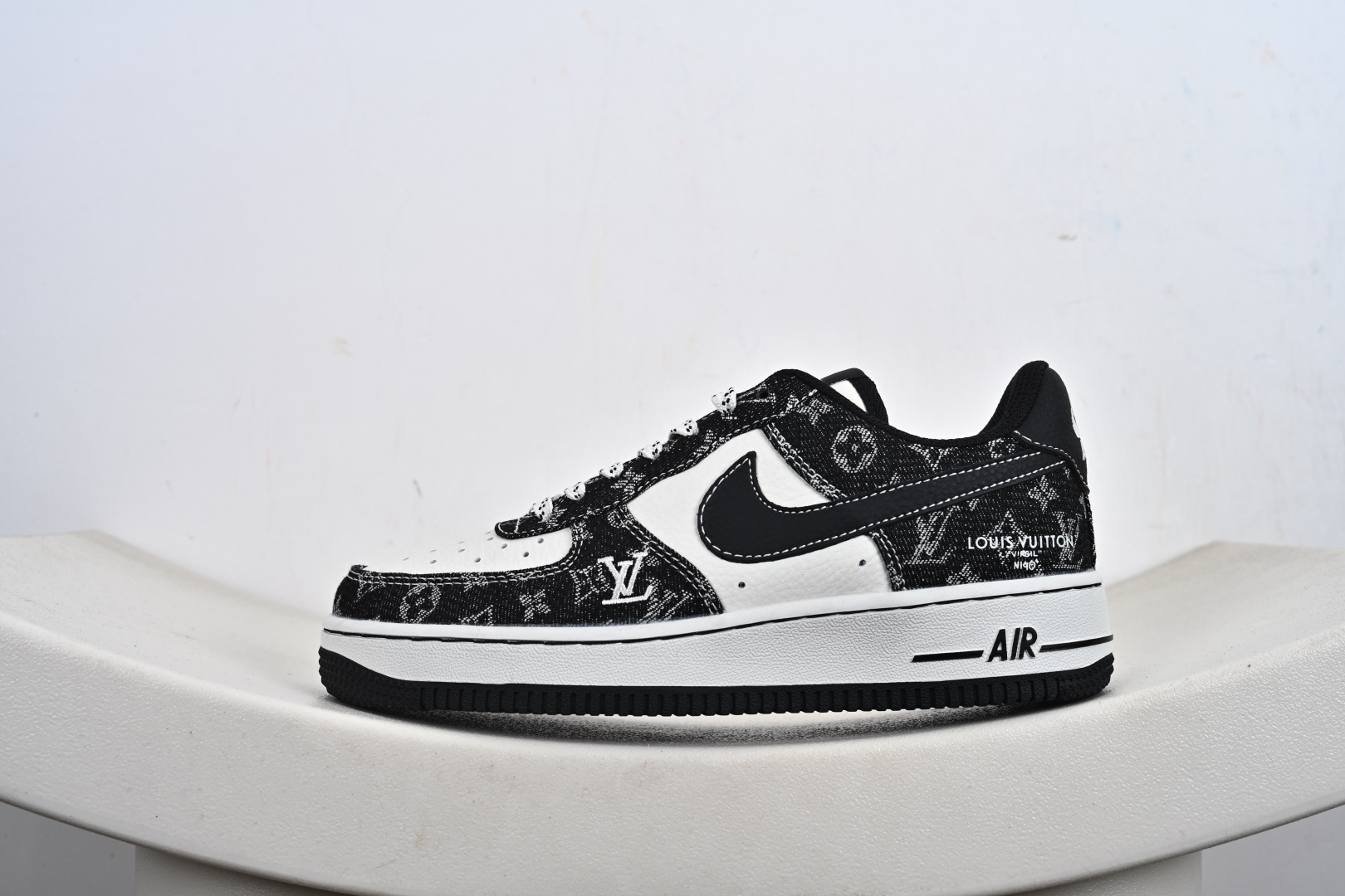定制版 Air Force 1 '07 Low “联名--白黑牛仔” 空军一号低帮 运动鞋 休闲鞋 NH0601-579