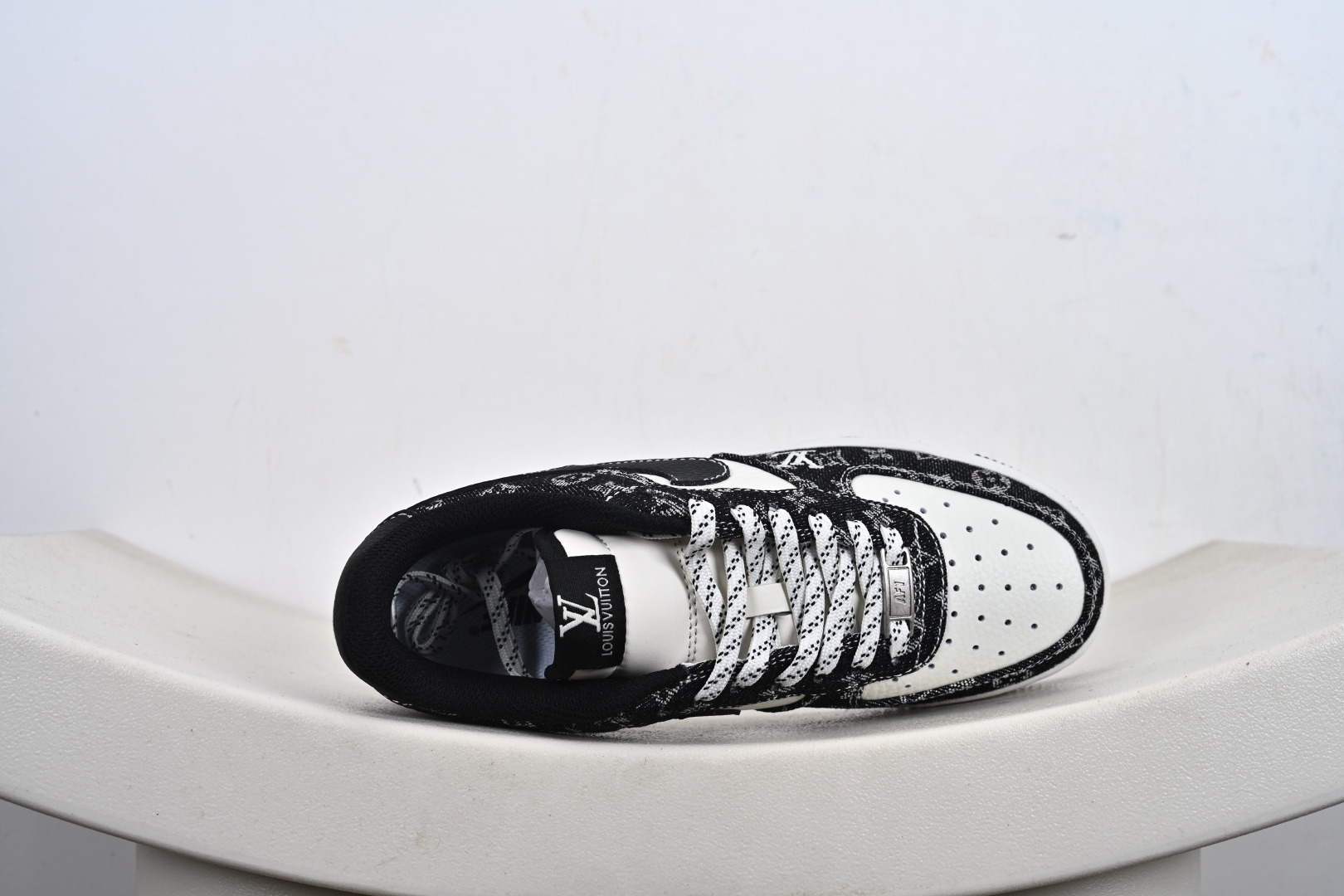 定制版 Air Force 1 '07 Low “联名--白黑牛仔” 空军一号低帮 运动鞋 休闲鞋 NH0601-579