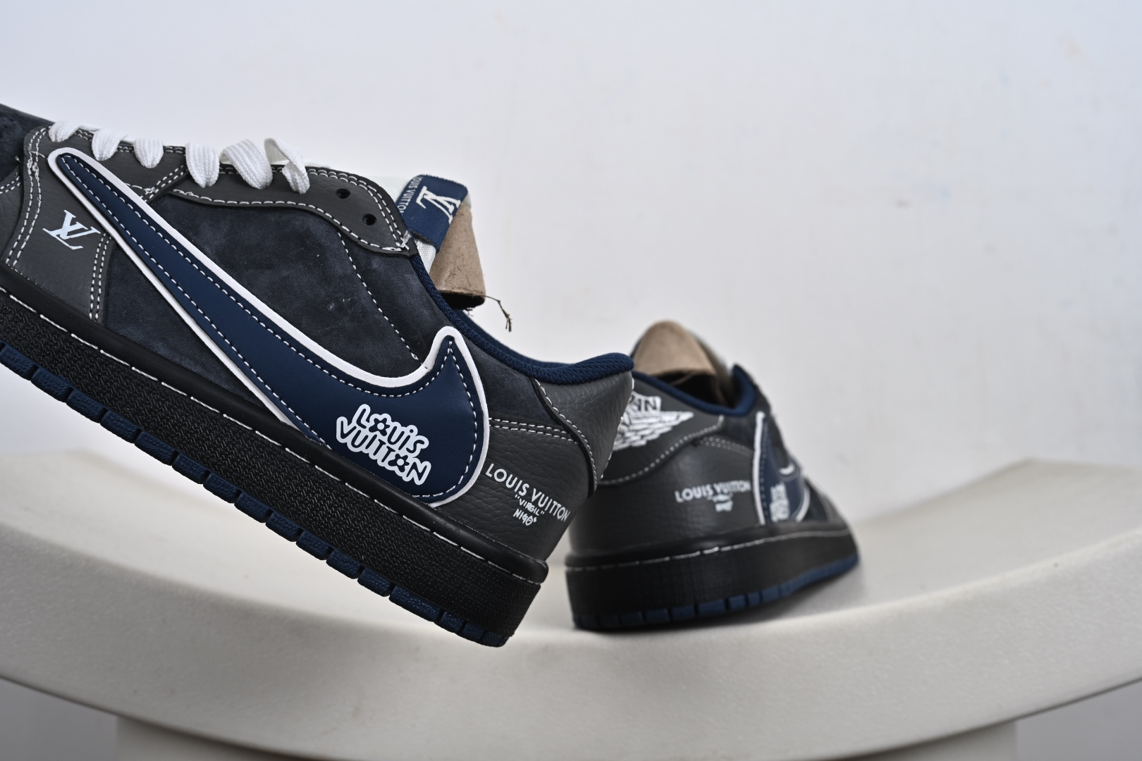 Fragment x Travis Scott x LV Air Jordan 1 Low 三方联名倒钩 DZ5899-024