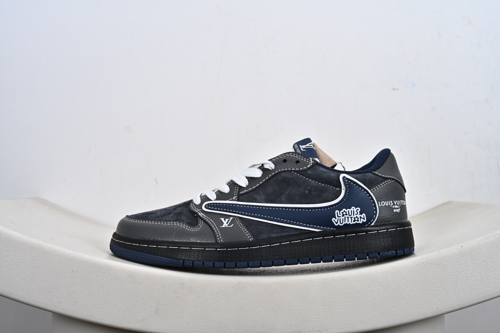 Fragment x Travis Scott x LV Air Jordan 1 Low 三方联名倒钩 DZ5899-024