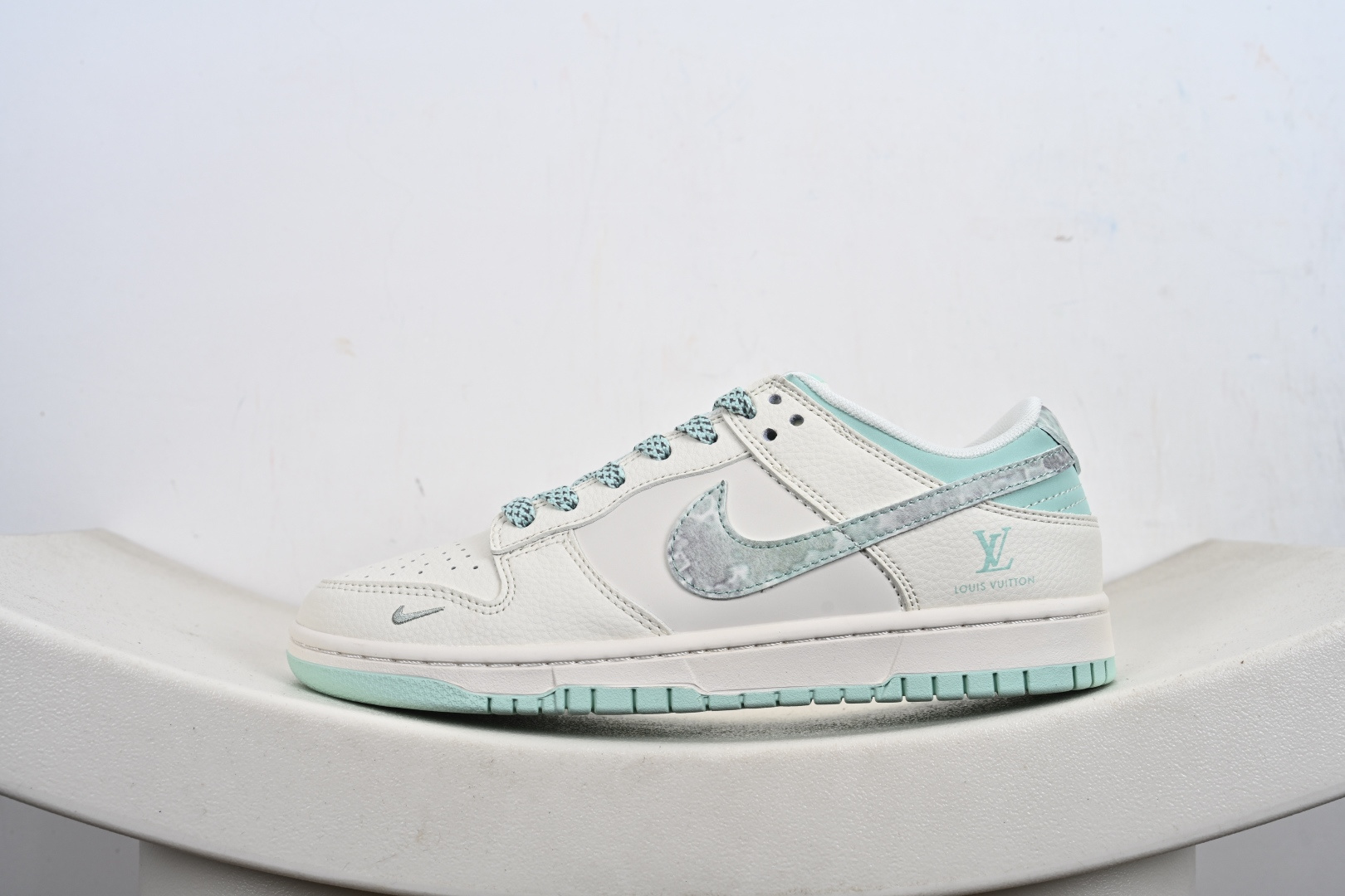 定制版NK SB Dunk Low“联名——薄荷绿” 周年高端定制 低帮休闲板鞋 XS6089-628