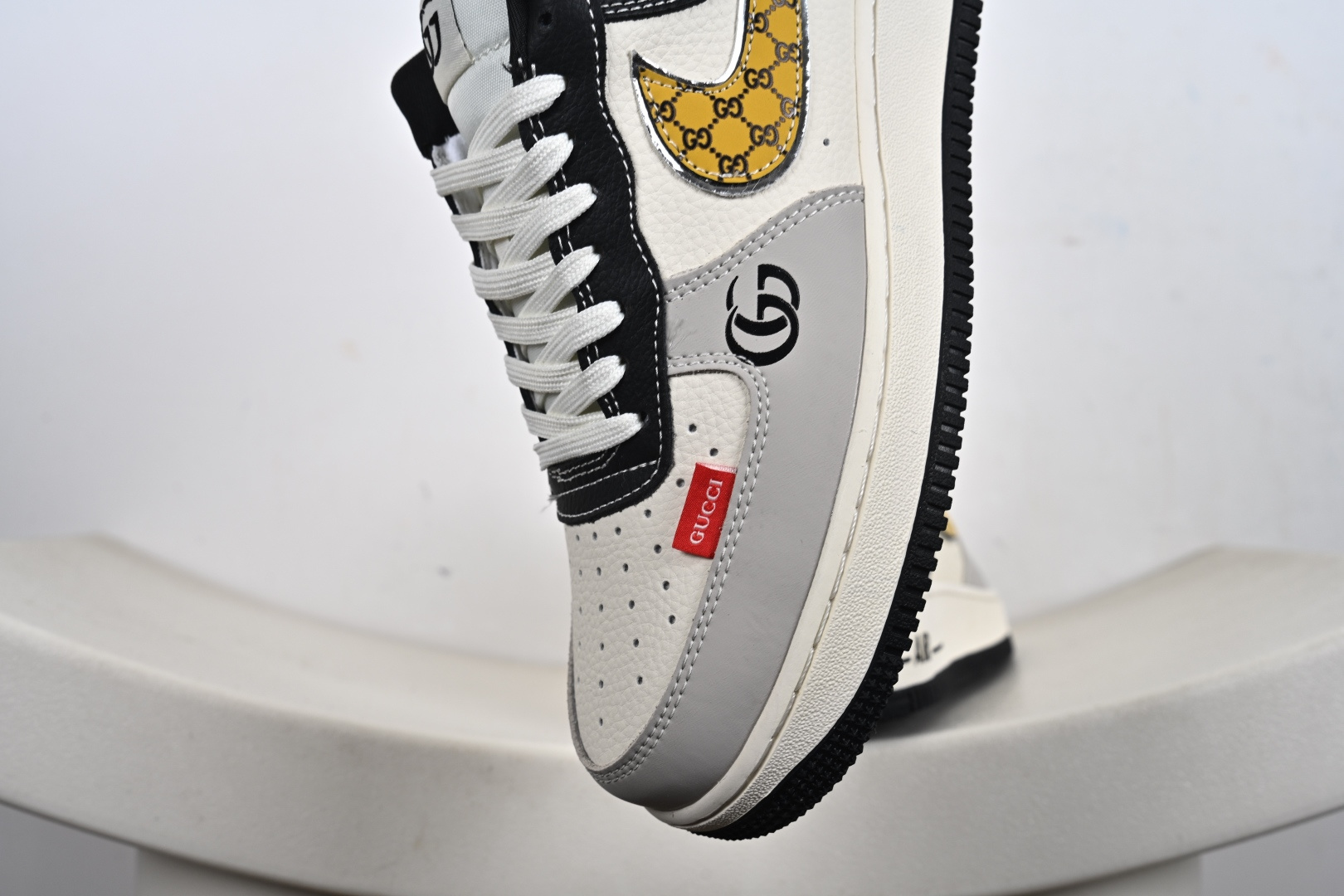 定制版Gucci x Nk Air Force 1’07 定制配色 古驰联名 空军一号经典低帮休闲百搭板鞋 DF0188-104