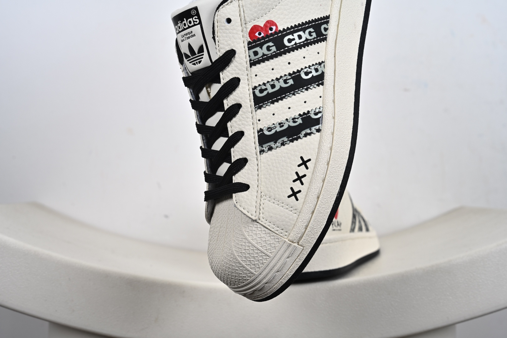 240 adidas Gazelle INdoor 定制贝壳头 三叶草休闲防滑耐磨低帮板鞋 DS0030