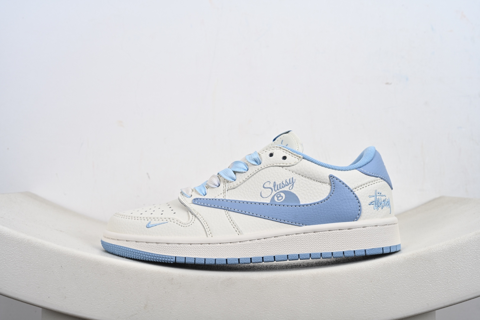 定制版Travis Scott x Fragment Design x Jordan Air Jordan 1 Low OG SP “斯图西联名——台球蓝勾” XS7089-602