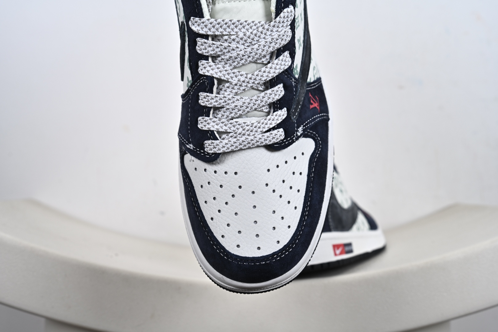 Fragment x Travis Scott x LV Air Jordan 1 Low 三方联名倒钩 DZ5899-034