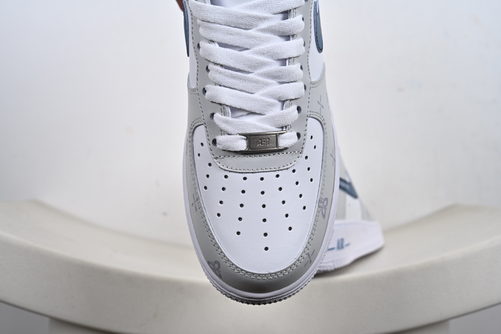 Nike Air Force 1 Low 空军一号低帮运动休闲板鞋 ZH0316-137