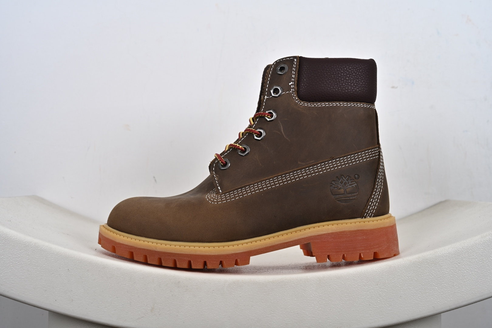 280 天伯伦高邦 ·添柏岚/天伯伦Timberland 6 Inch Leather Boots添柏岚经典户外6英寸 TB010061 713