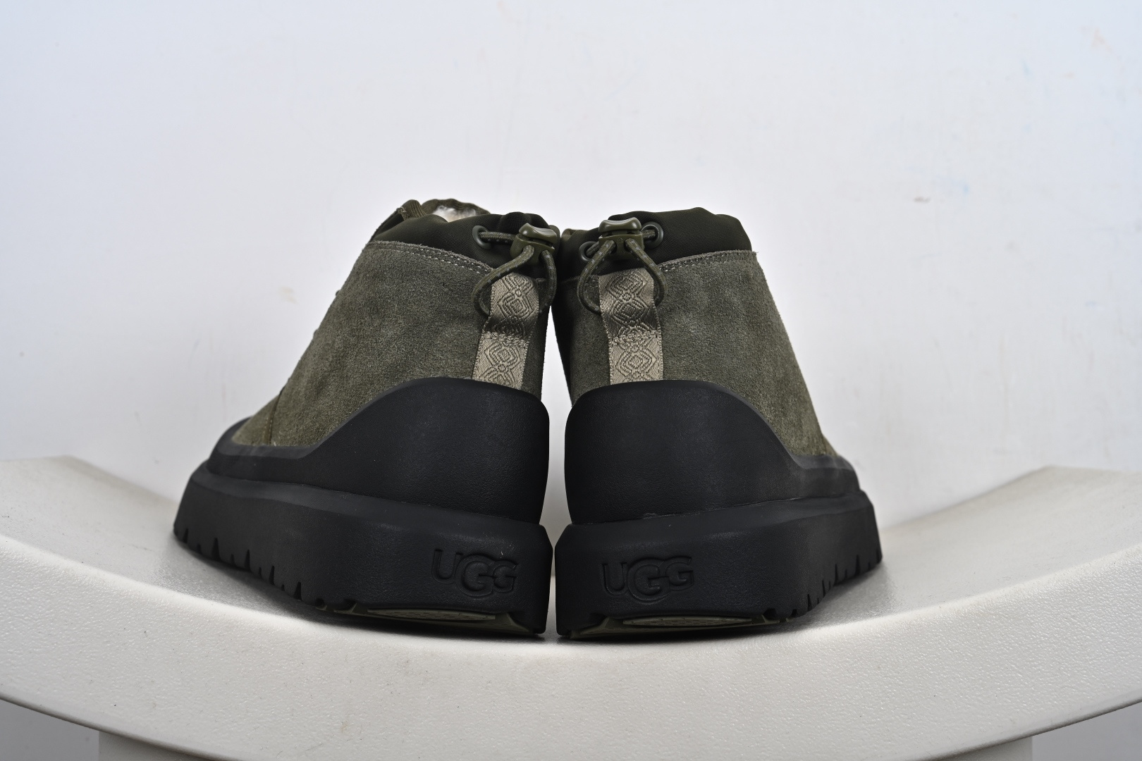 320 UGG 百搭单品 东莞纯原UGG 秋冬羊皮毛一脚蹬懒人鞋
