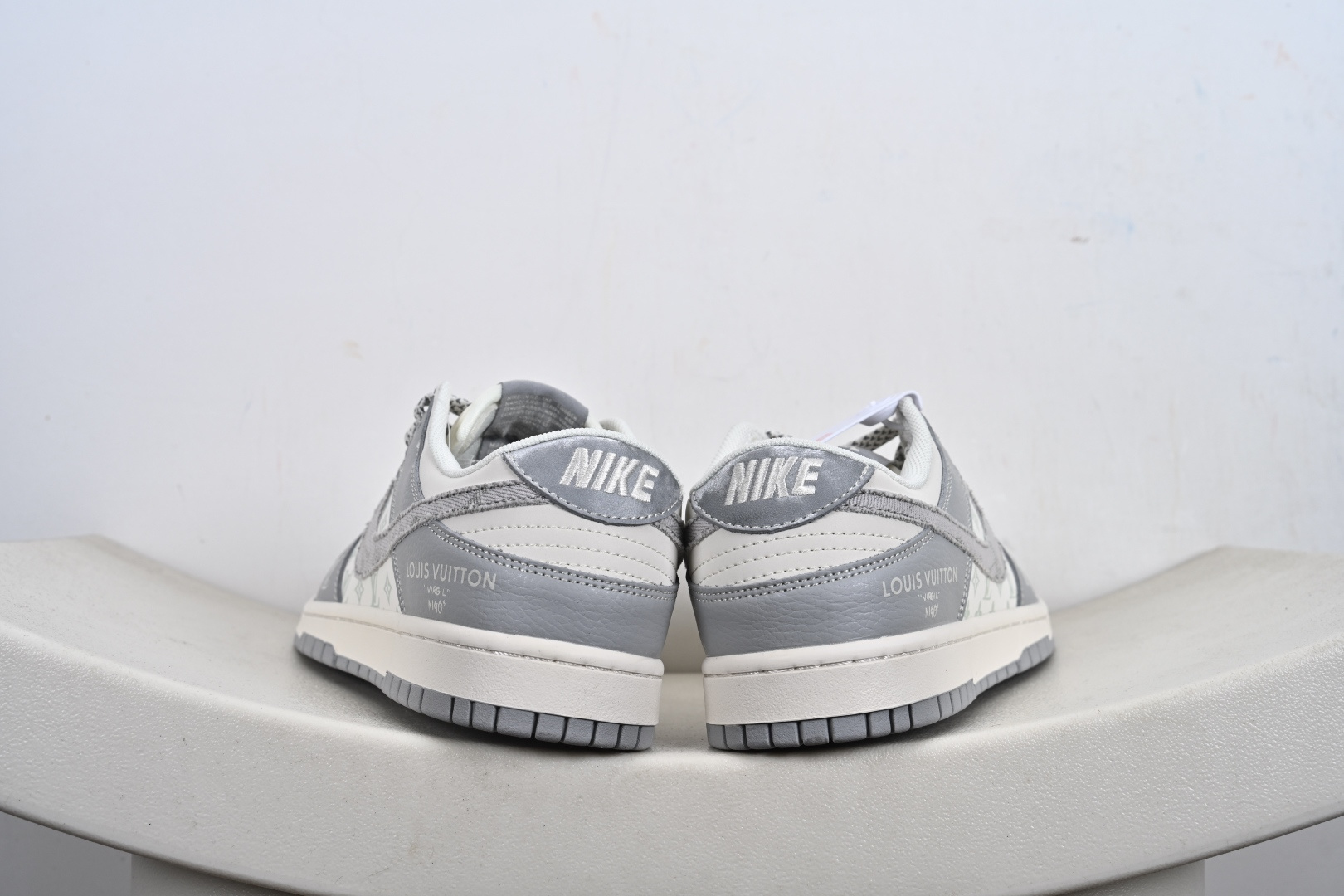 Nike SB Dunk Low“LV联名——牛仔百搭灰” 周年高端定制 低帮休闲板鞋 XS6089-629