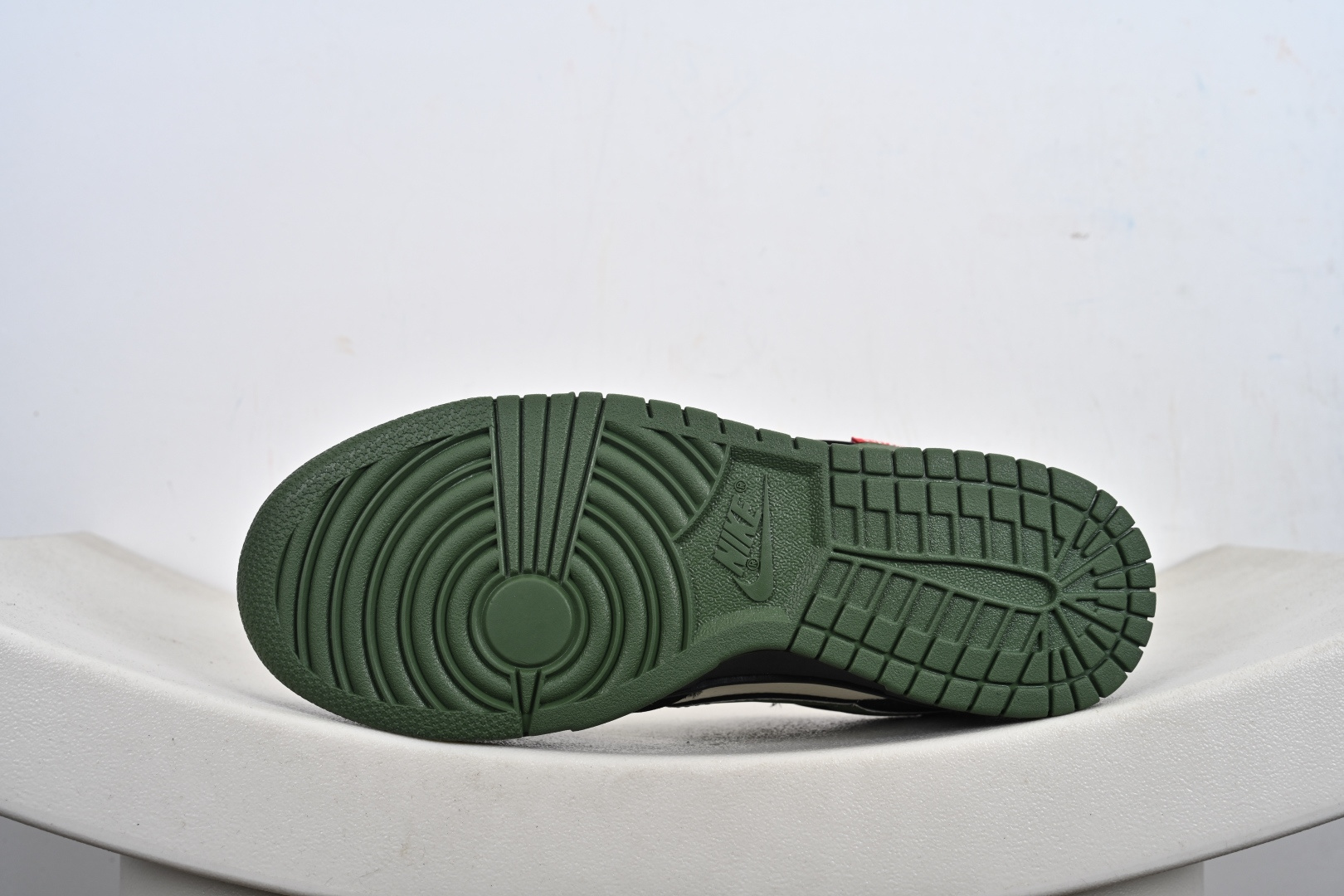 Nike Dunk 全套原楦原模倾力打造完美版型 SD8888-006-莆田鞋,莆田鞋货源,高仿鞋,高仿鞋货源,安福档口,莆田高仿鞋,莆田鞋批发,高仿鞋批发,莆田高仿运动鞋,高仿运动鞋,莆田运动鞋 Nike Dunk 全套原楦原模倾力打造完美版型 SD8888-006