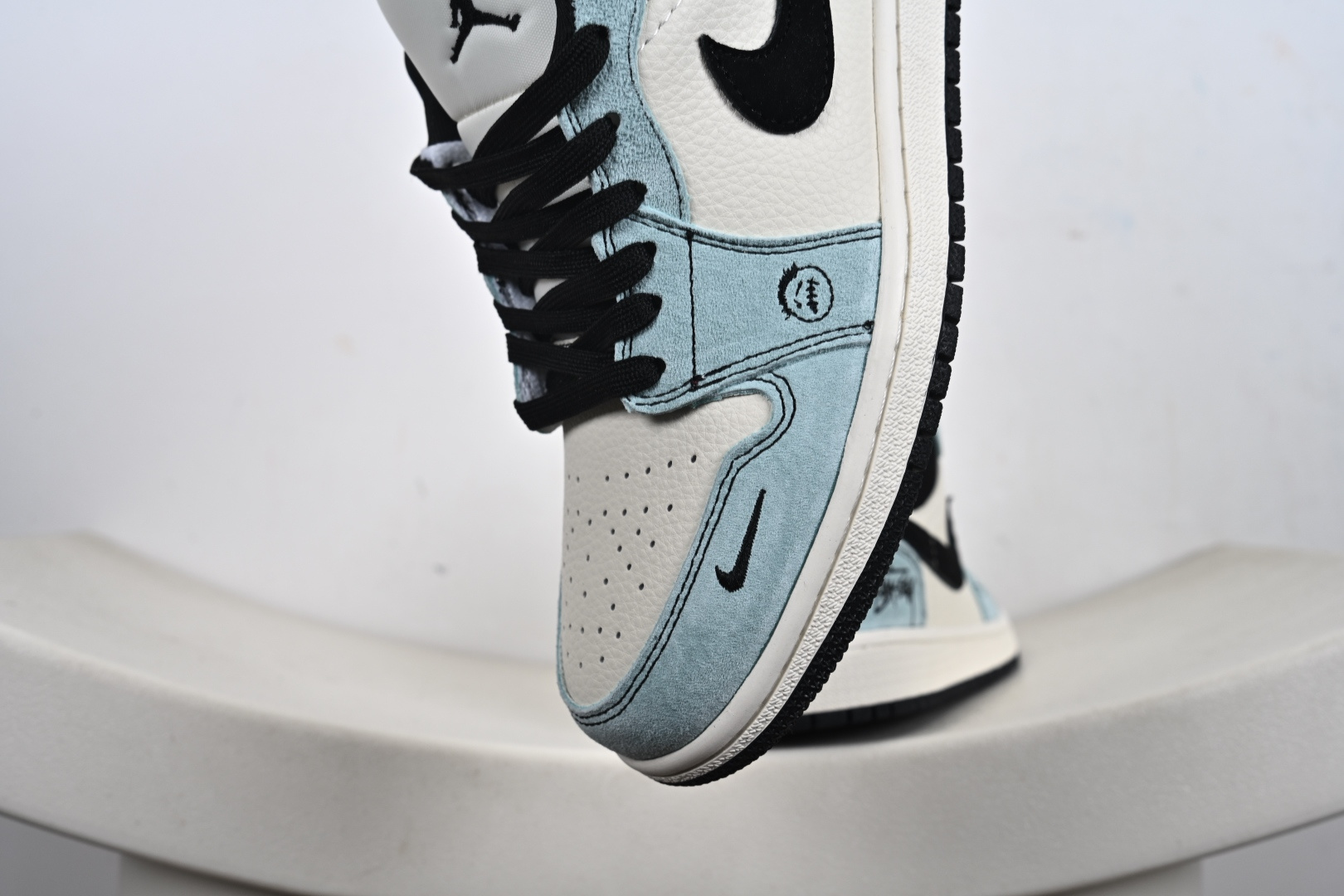 Nike Jordan Air Jordan 1 斯图西联名 QJ1988-005-莆田鞋,莆田鞋货源,高仿鞋,高仿鞋货源,安福档口,莆田高仿鞋,莆田鞋批发,高仿鞋批发,莆田高仿运动鞋,高仿运动鞋,莆田运动鞋 Nike Jordan Air Jordan 1 斯图西联名 QJ1988-005