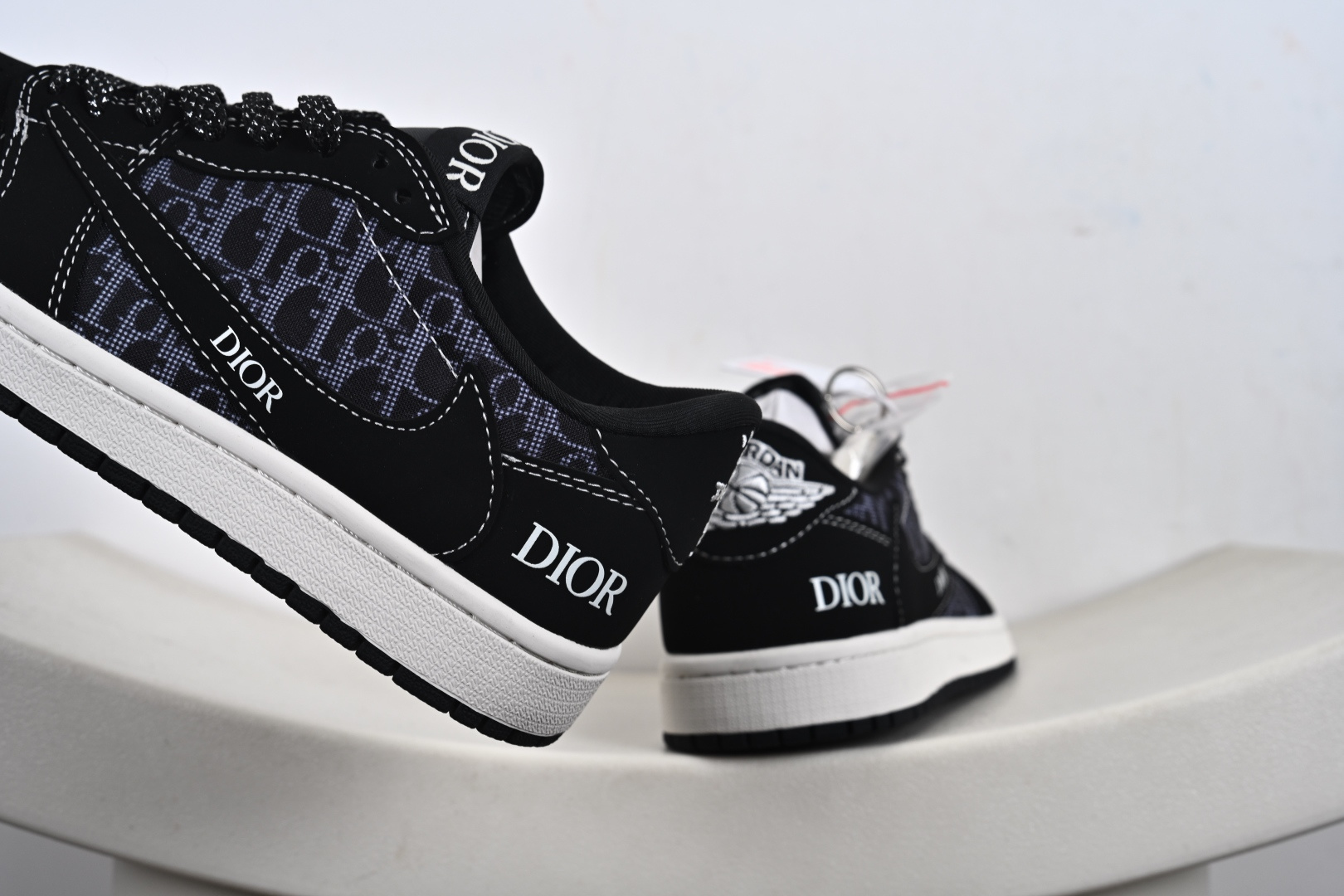 Fragment x Travis Scott x Dior Air Jordan 1 Low 三方联名倒钩 JW1188-167