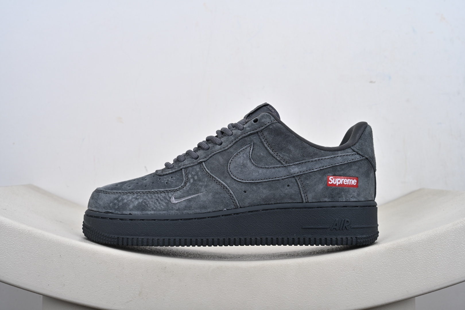 Air Force 1 Low Supreme联名 DF0188-115