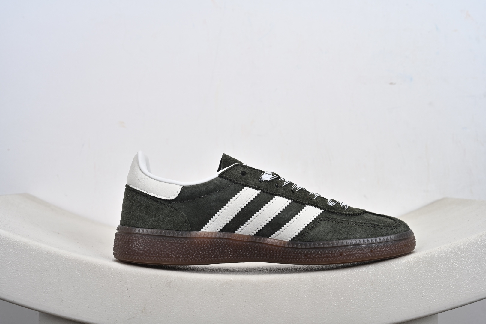 Adidas Handball Spezial 阿迪达斯经典款 复古休闲板鞋 KI5940