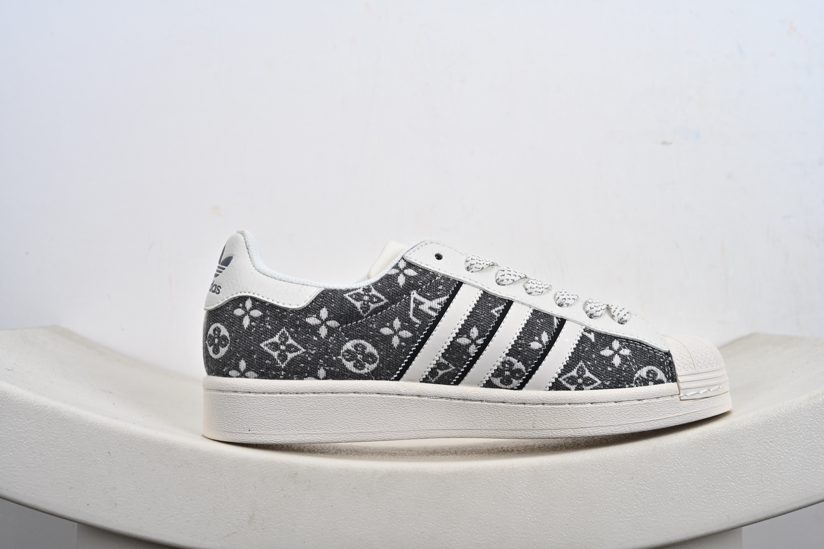 Adidas Originals Superstar 阿迪达斯 三叶草 贝壳头’DIY’系列低帮经典百搭休闲运动板鞋 JY8911