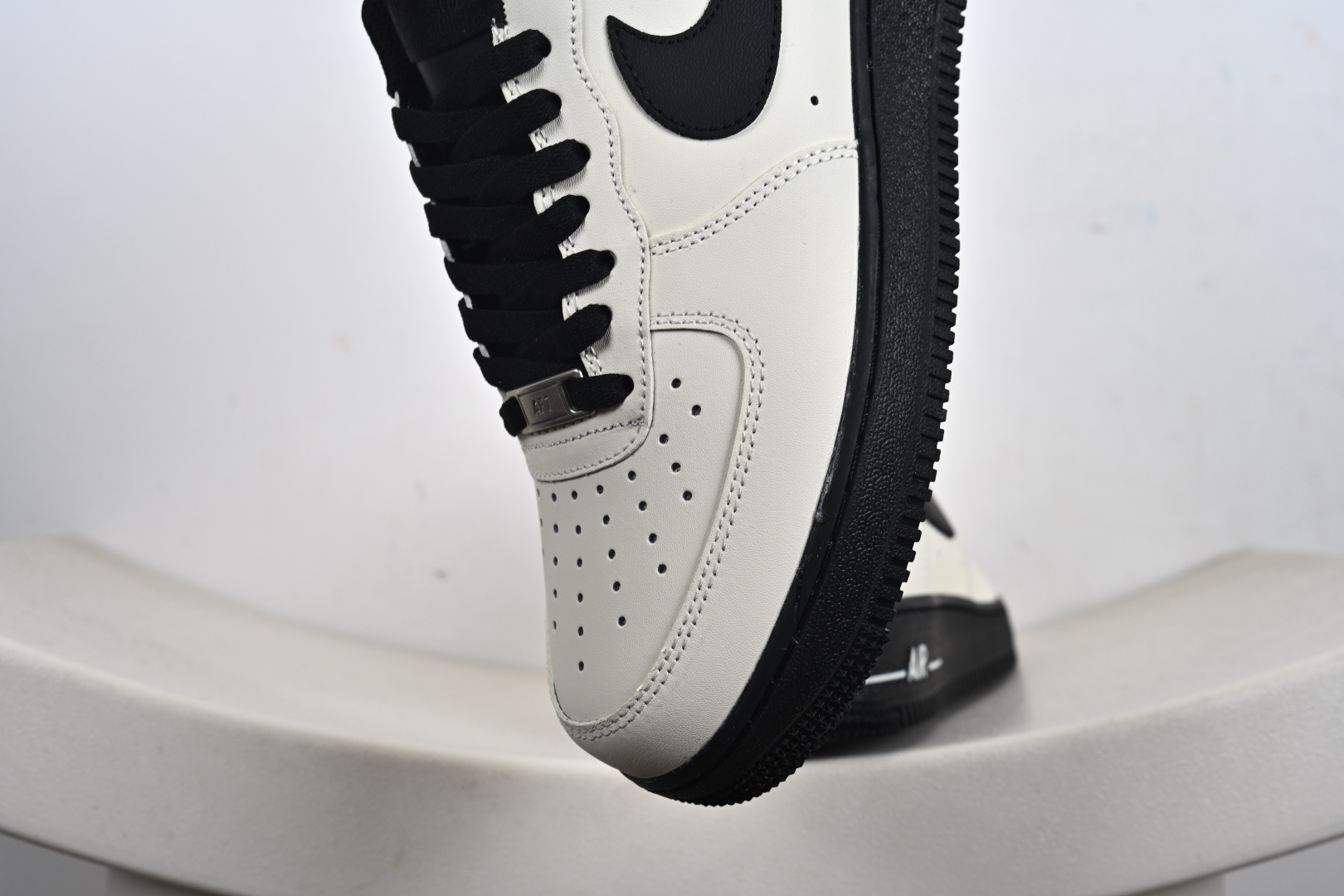 Air Force 1 Low 米黑 ZH0316-143