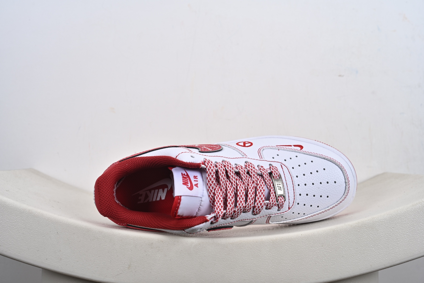 定制版NIke Air Force 1 '07 Low “权志龙联名——白玫红”空军一号 低帮 运动鞋 HV5999-008