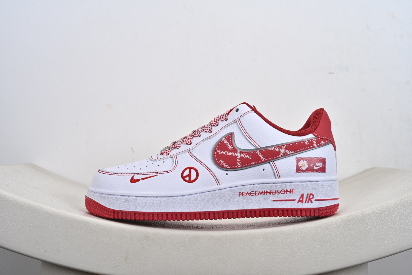 定制版NIke Air Force 1 '07 Low “权志龙联名——白玫红”空军一号 低帮 运动鞋 HV5999-008
