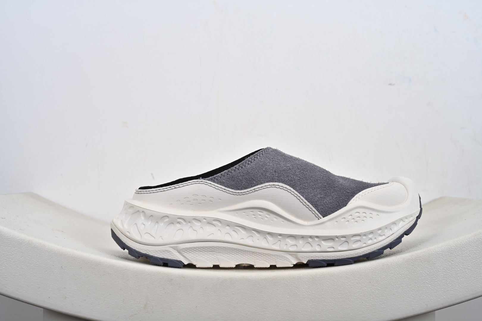 200 HOKA ONE ONE Ora Primo Ext 低帮休闲鞋 1168973