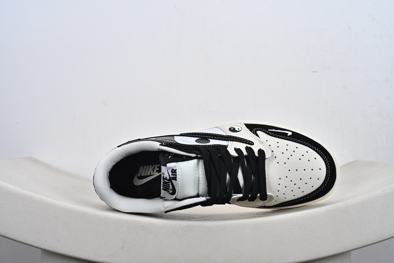 定制版Chrome Hearts x Travis Scott x Air Jordan 1 Low 克罗心 x AJ1 低帮 黑白倒钩 DD7866-104