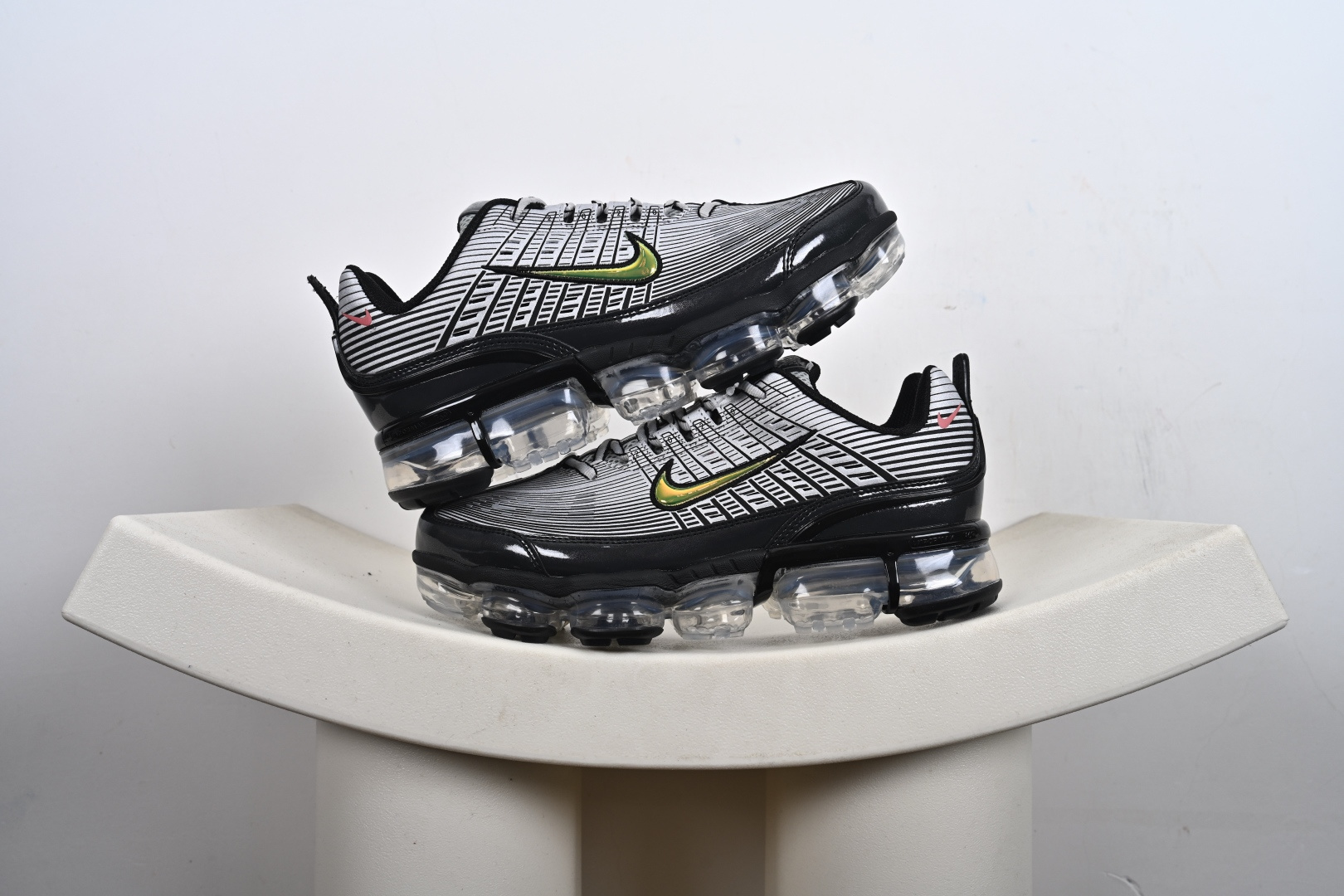 Nike Air Vapormax 360 耐克 全掌长气垫 缓震跑步鞋 CK9671-100 CK2718-001 CK9670-101 CK2718-002 CK2718-004