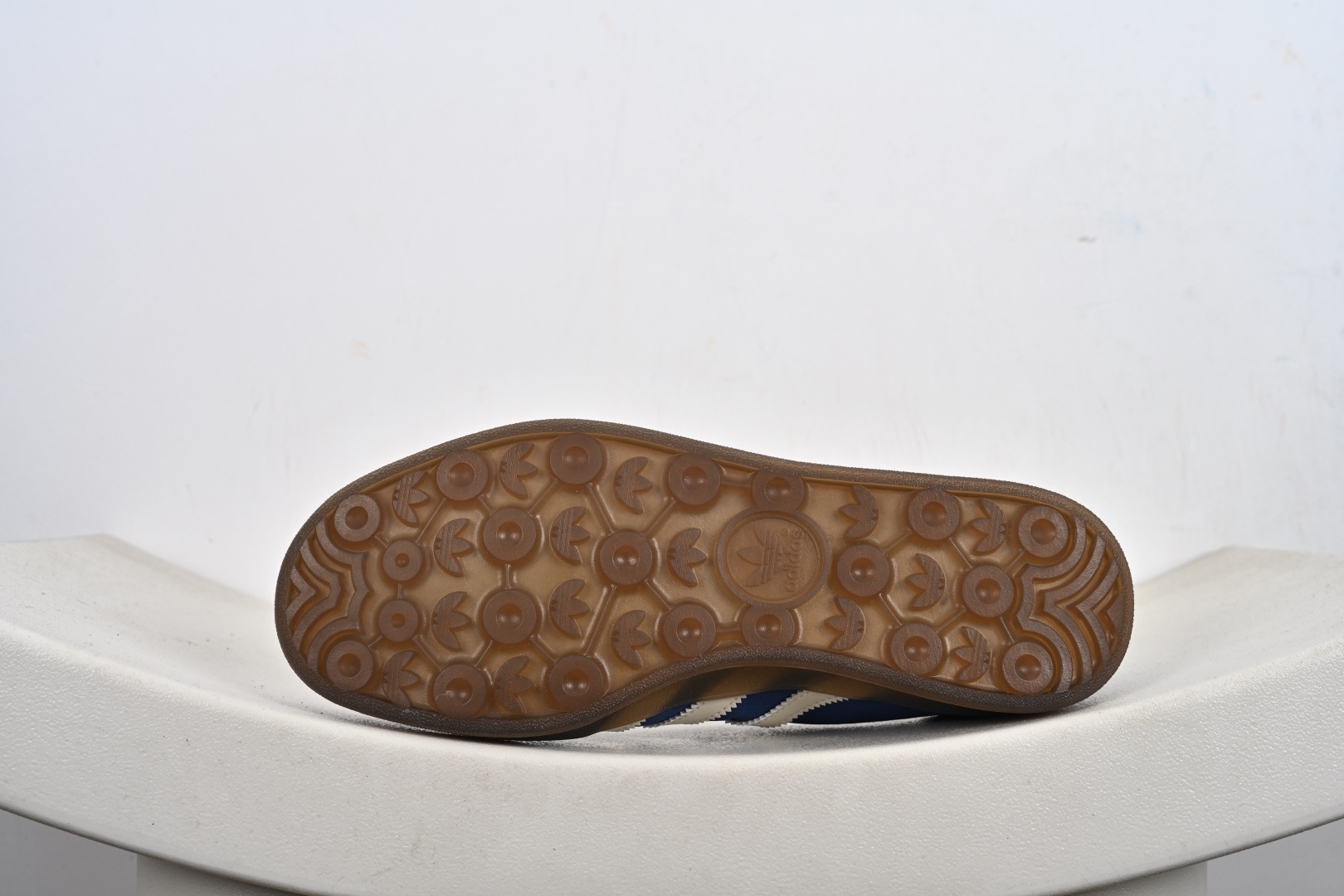 Adidas Originals Gazelle Indoor 三叶草复古休闲防滑耐磨低帮板鞋 JS1410