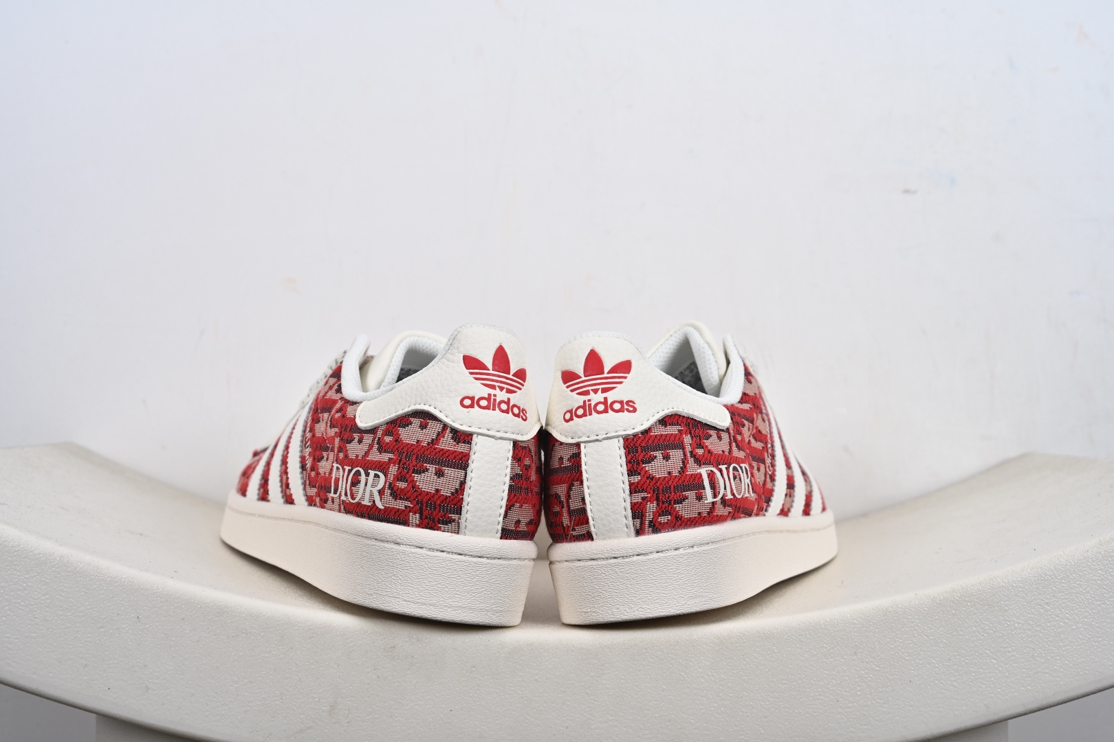 adidas Gazelle INdoor 定制贝壳头 三叶草休闲防滑耐磨低帮板鞋 JY8915