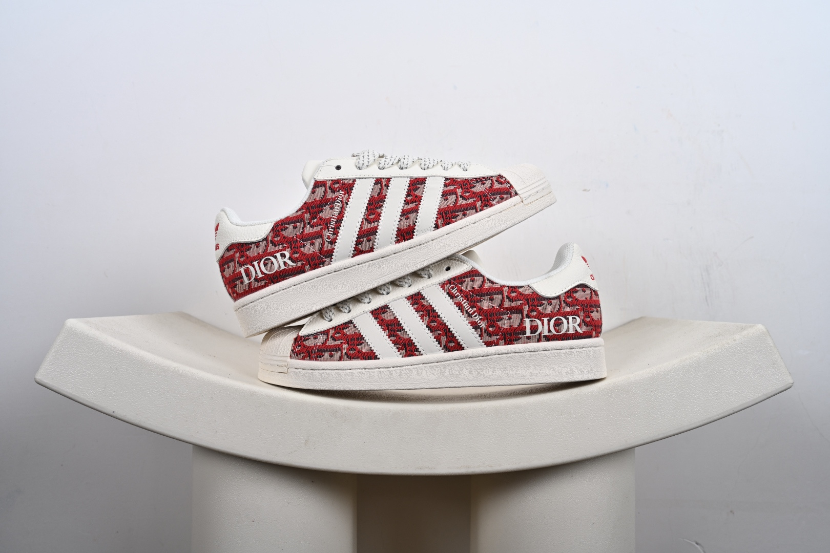 adidas Gazelle INdoor 定制贝壳头 三叶草休闲防滑耐磨低帮板鞋 JY8915