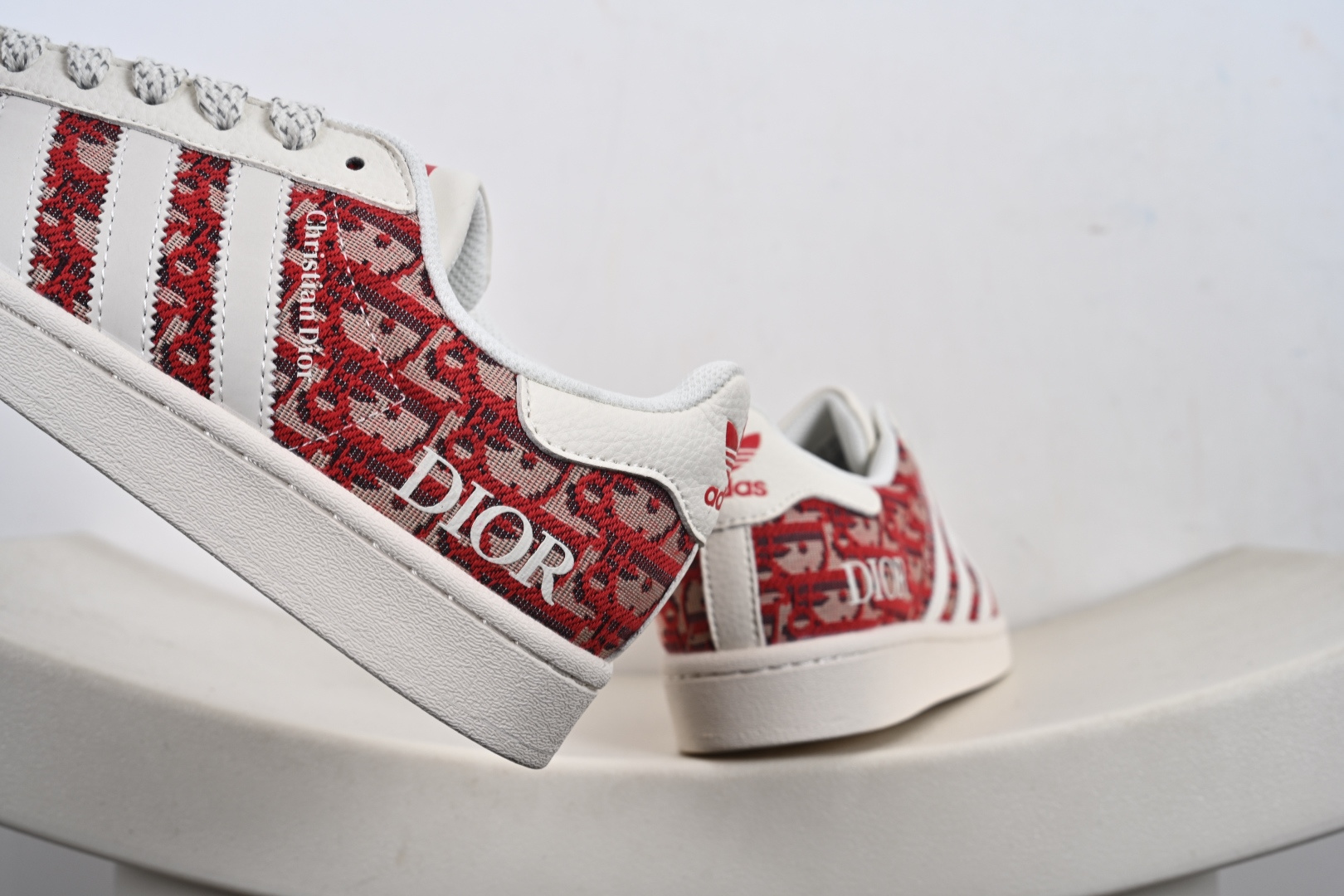 adidas Gazelle INdoor 定制贝壳头 三叶草休闲防滑耐磨低帮板鞋 JY8915