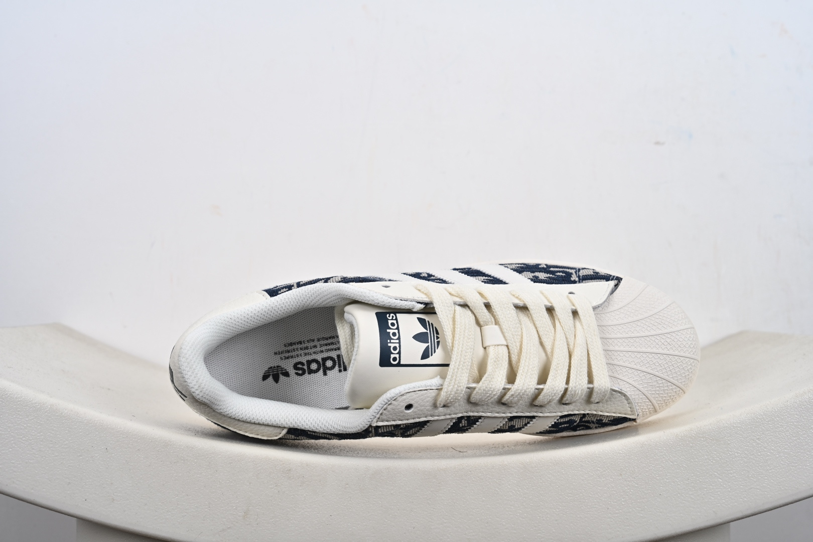 adidas Gazelle INdoor 定制贝壳头 三叶草休闲防滑耐磨低帮板鞋 JY8915 JY8913 adidas Gazelle INdoor 定制贝壳头 三叶草休闲防滑耐磨低帮板鞋 JY8915 JY8913