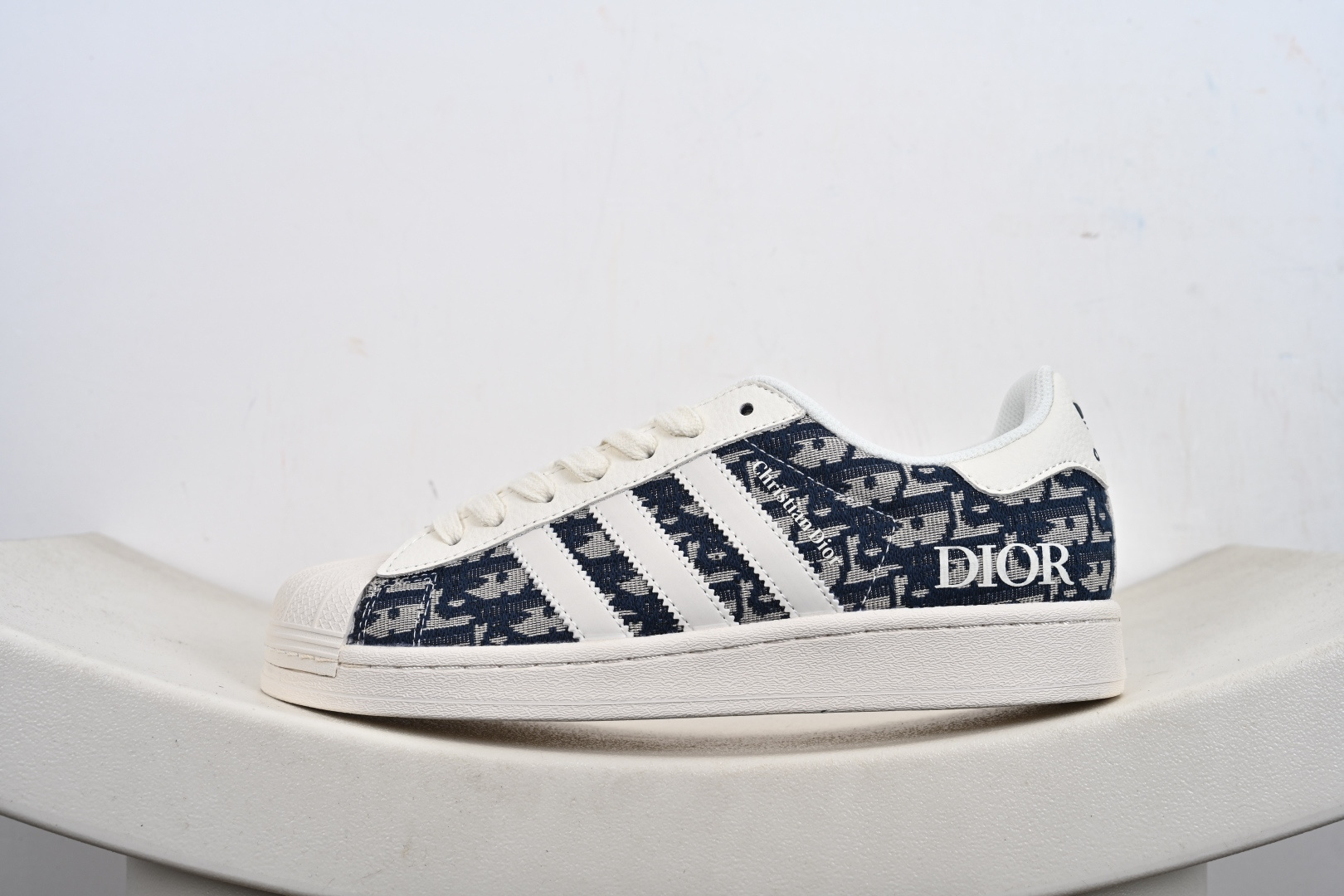 adidas Gazelle INdoor 定制贝壳头 三叶草休闲防滑耐磨低帮板鞋 JY8915 JY8913 adidas Gazelle INdoor 定制贝壳头 三叶草休闲防滑耐磨低帮板鞋 JY8915 JY8913