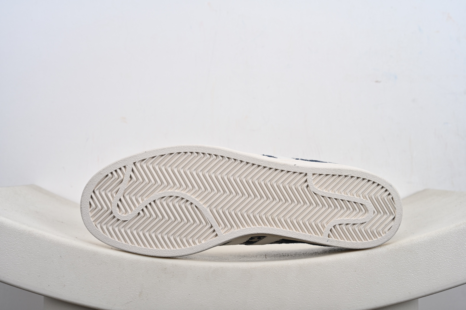 adidas Gazelle INdoor 定制贝壳头 三叶草休闲防滑耐磨低帮板鞋 JY8915 JY8913 adidas Gazelle INdoor 定制贝壳头 三叶草休闲防滑耐磨低帮板鞋 JY8915 JY8913