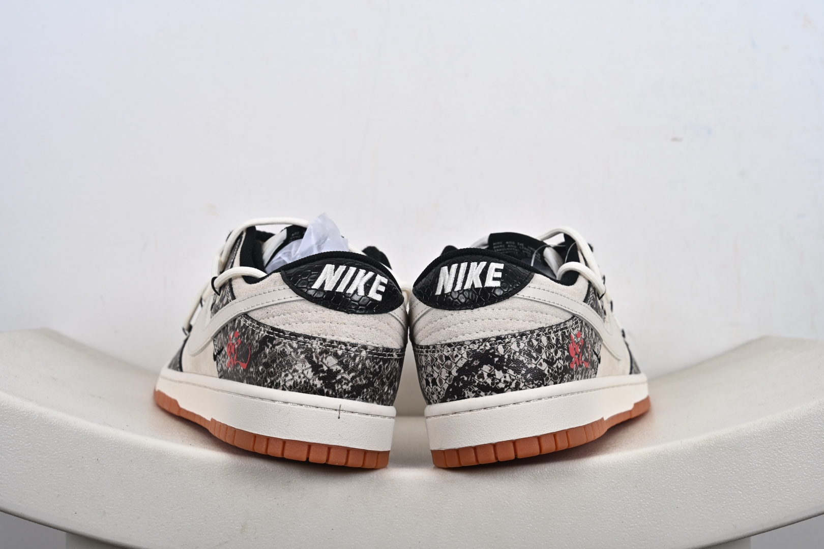 Supreme x Stussy x Nike Dunk Low 绑带米白藏蓝勾 YX5066-275