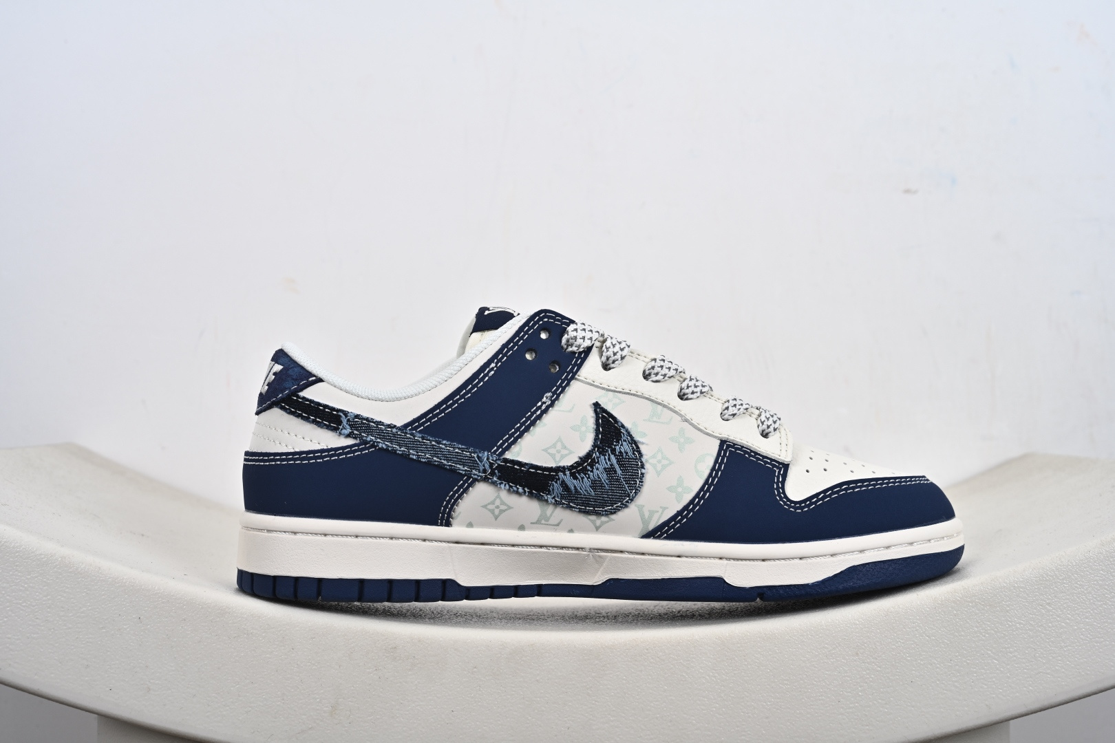 Nike SB Dunk Low LV联名 XS6089-631 Nike SB Dunk Low LV联名 XS6089-631