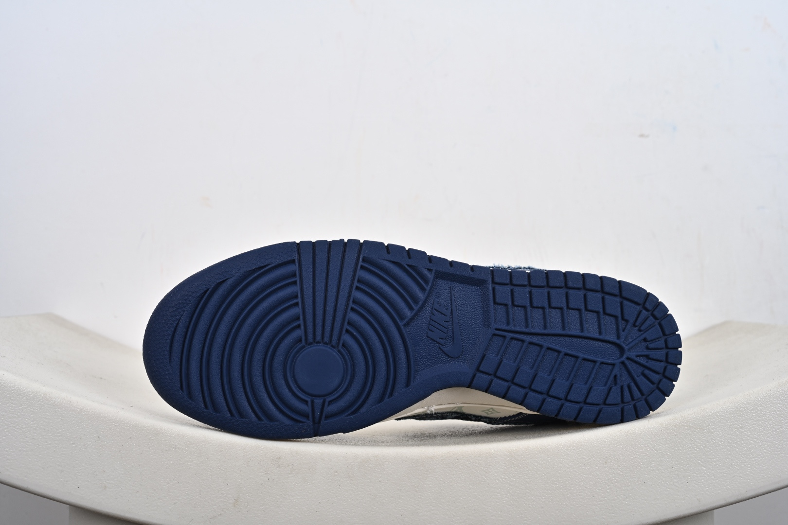 Nike SB Dunk Low LV联名 XS6089-631 Nike SB Dunk Low LV联名 XS6089-631