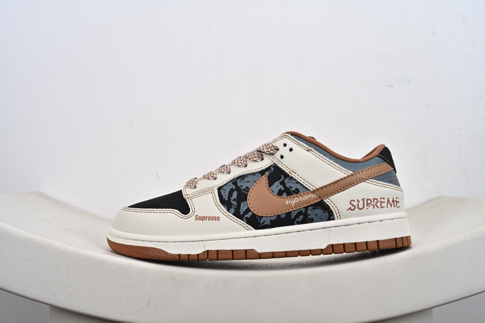 Nike SB Dunk Low Supreme联名 DD1988-006