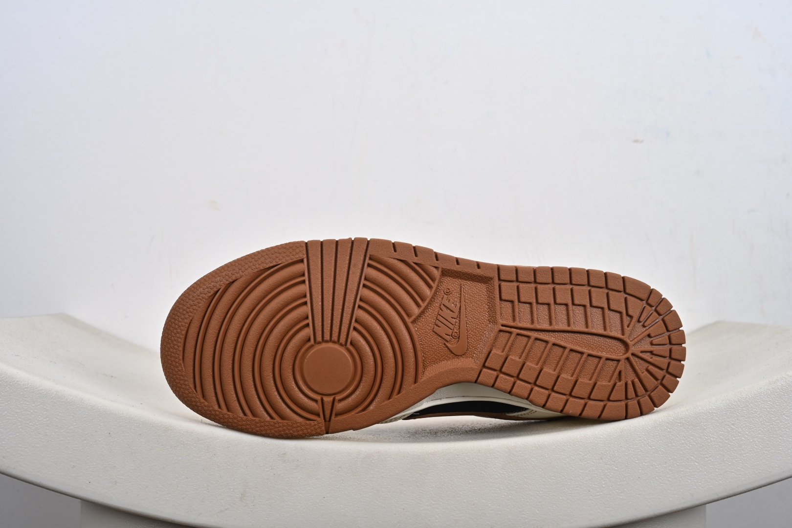 Nike SB Dunk Low Supreme联名 DD1988-006