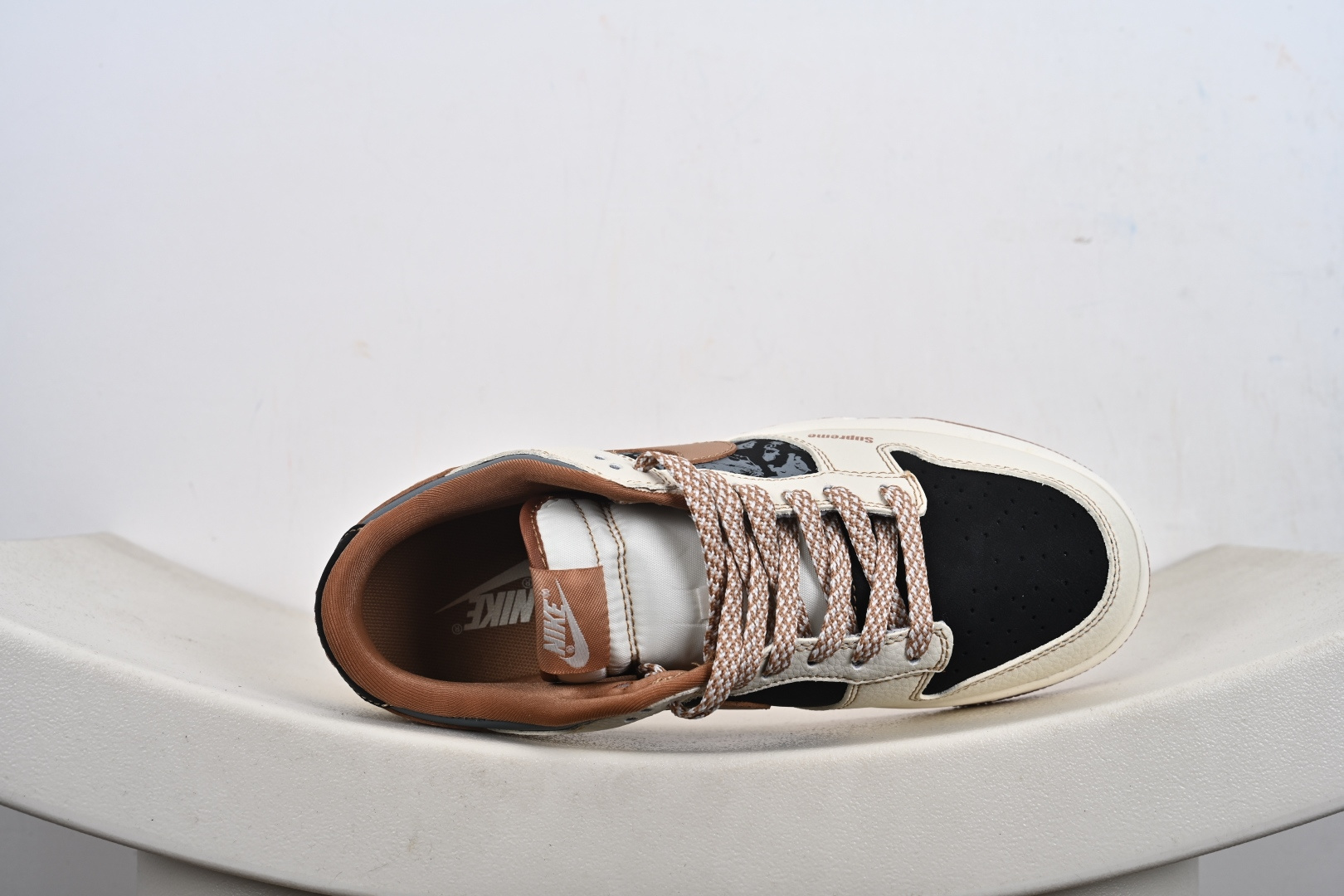 Nike SB Dunk Low Supreme联名 DD1988-006