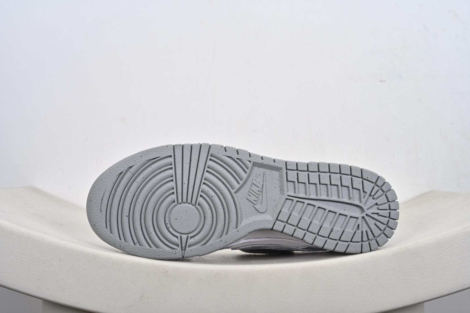 Nike SB Dunk Low 解构绑带 DD1873-113