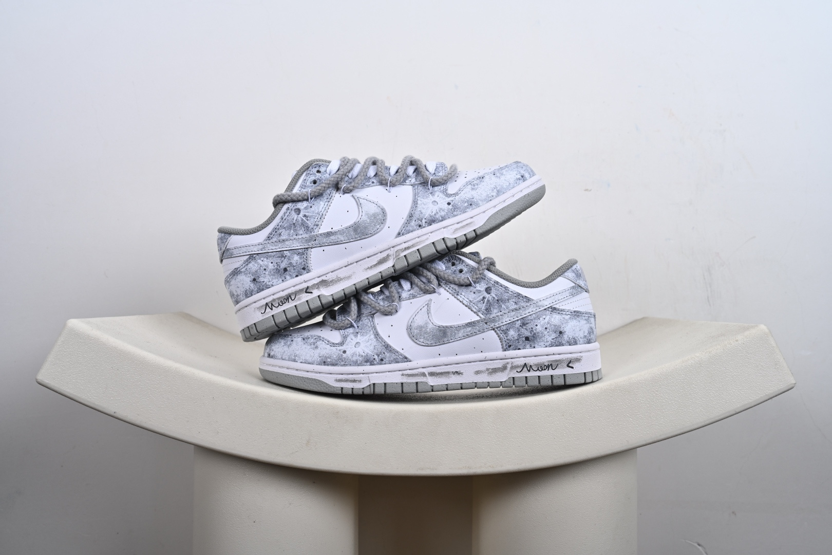 Nike SB Dunk Low 解构绑带 DD1873-113