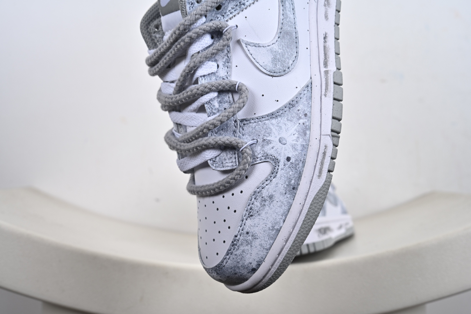 Nike SB Dunk Low 解构绑带 DD1873-113