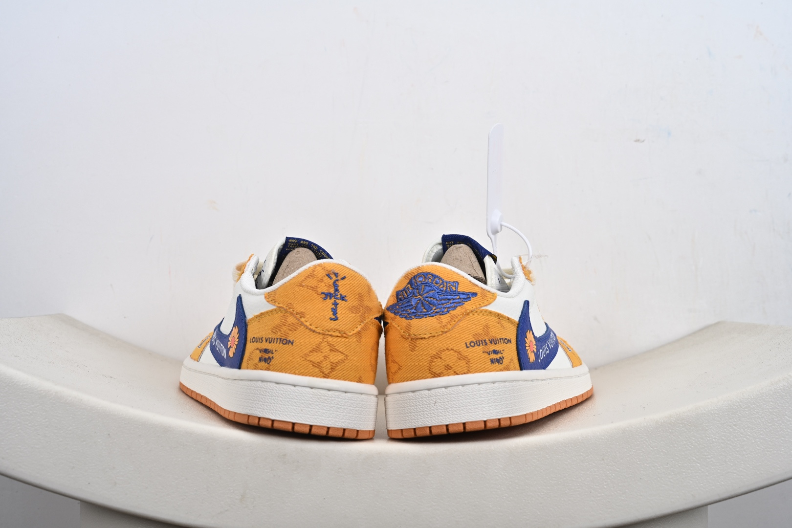 Nike Air Jordan 1 Low 定制配色 LV联名 定制AJ联名-高端定制 低帮复古文化板鞋 DZ2688-001