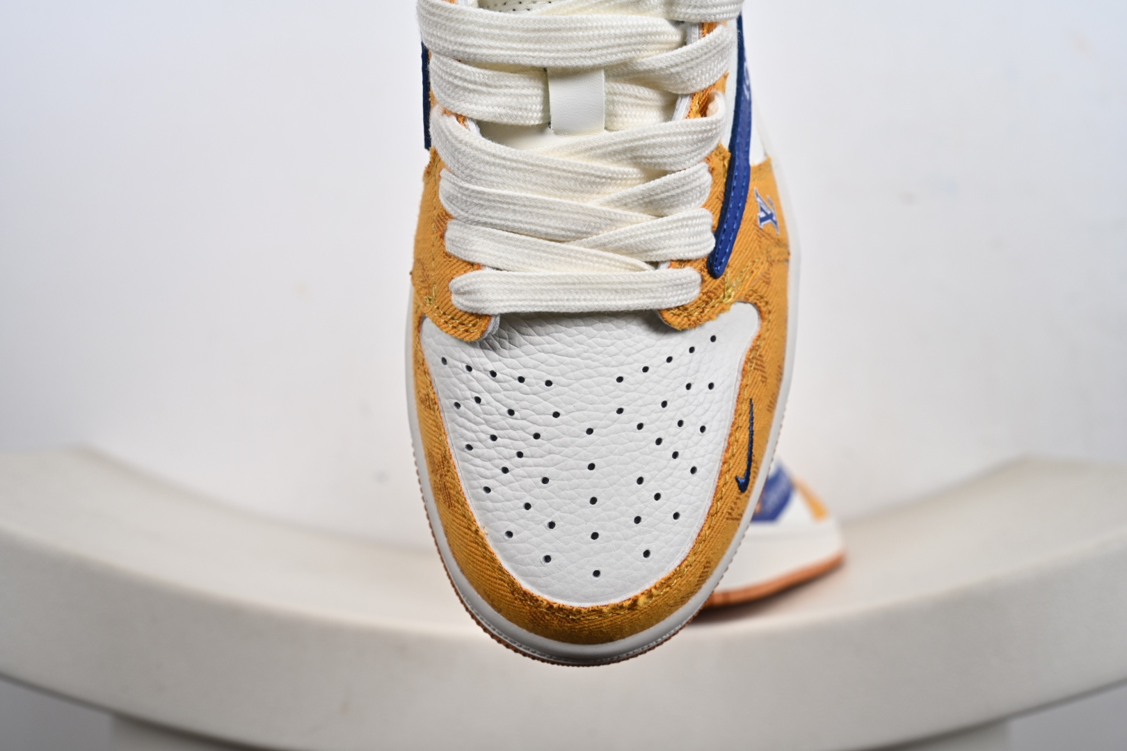 Nike Air Jordan 1 Low 定制配色 LV联名 定制AJ联名-高端定制 低帮复古文化板鞋 DZ2688-001