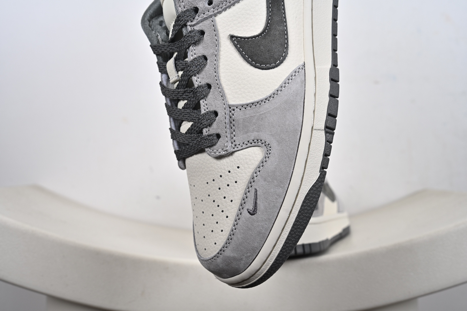 Nike SB Dunk Low 北面联名 DN3168-008