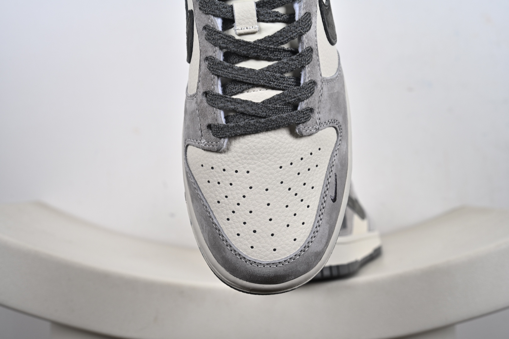 Nike SB Dunk Low 北面联名 DN3168-008